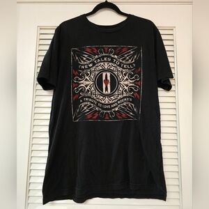Dracouture - Men's New Tales To Tell A Tribute To Love & Rockets Band T-Shirt